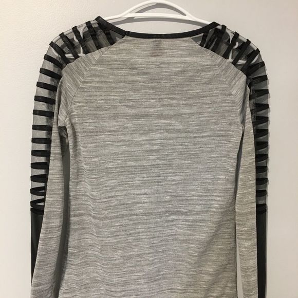 Yoki Black/Grey Long Sleeve Mesh Top Size S - Picture 3 of 8